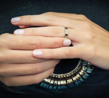 9 métodos para você descobrir o tamanho do aro do anel