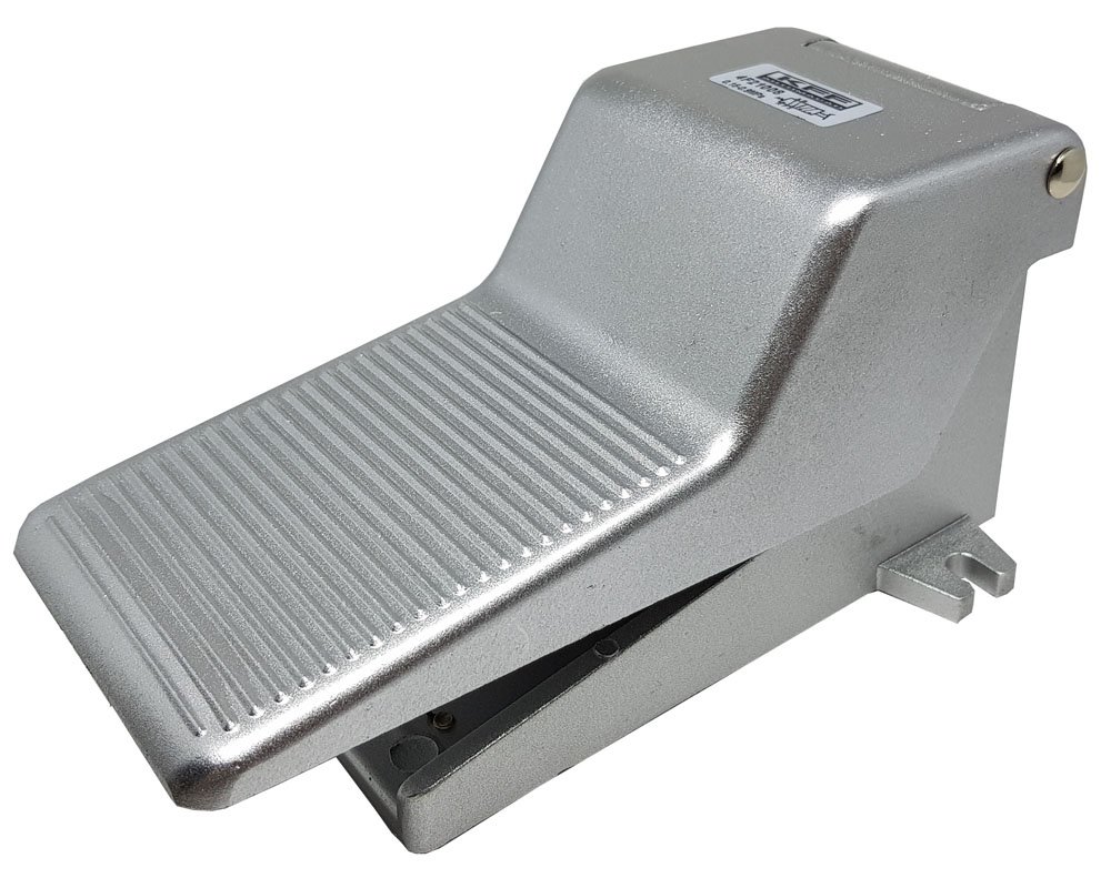 VÁLVULA PEDAL PNEUMÁTICA 5/2 VIAS 1/4 KFF RETORNO MOLA -4F21008
