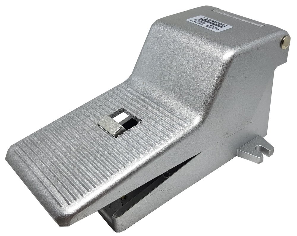 VÁLVULA PEDAL PNEUMÁTICA 5/2 VIAS 1/4 KFF COM TRAVA-4F21008L