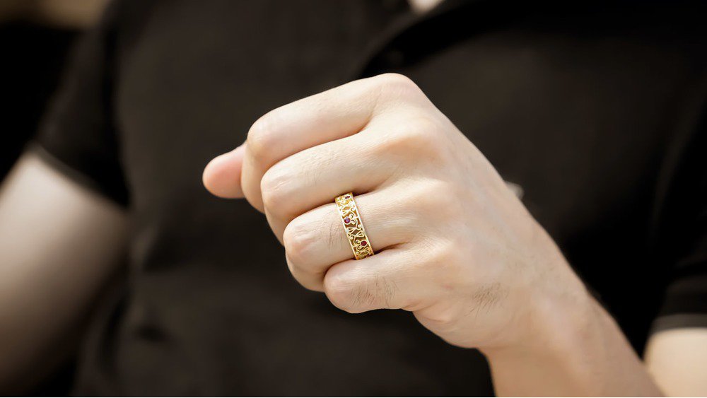 Anel de Formatura de Direito Juris II (mão 2)