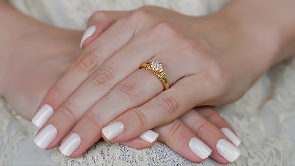 Anel de Noivado We II (mão)