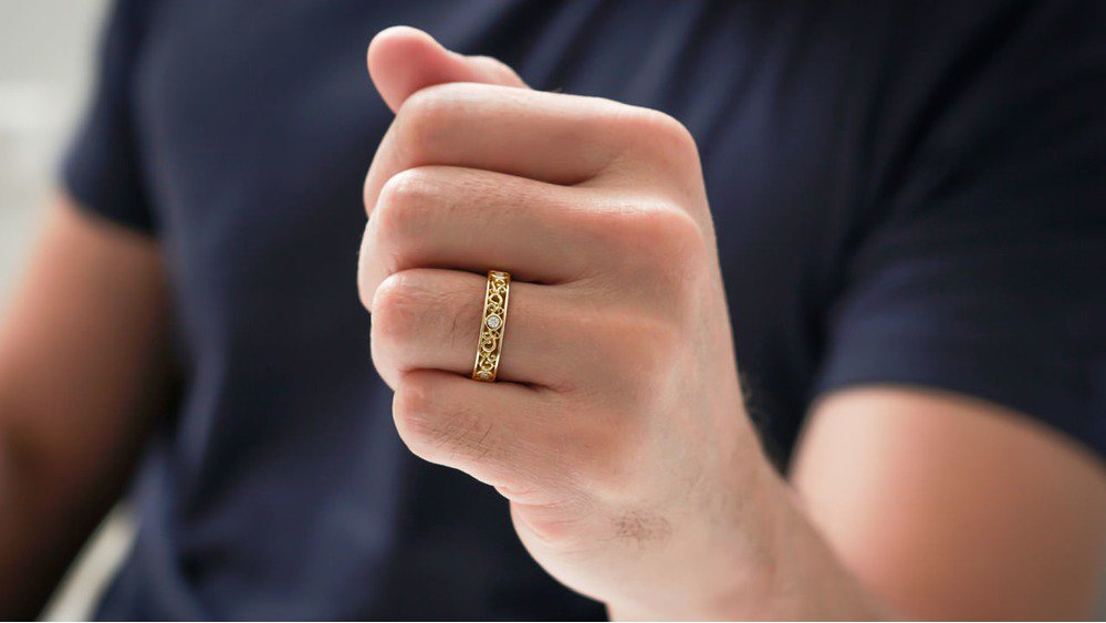 Aliança Arabesque II (mão masc)