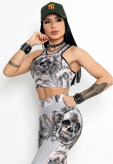 Top Cropped Tropical